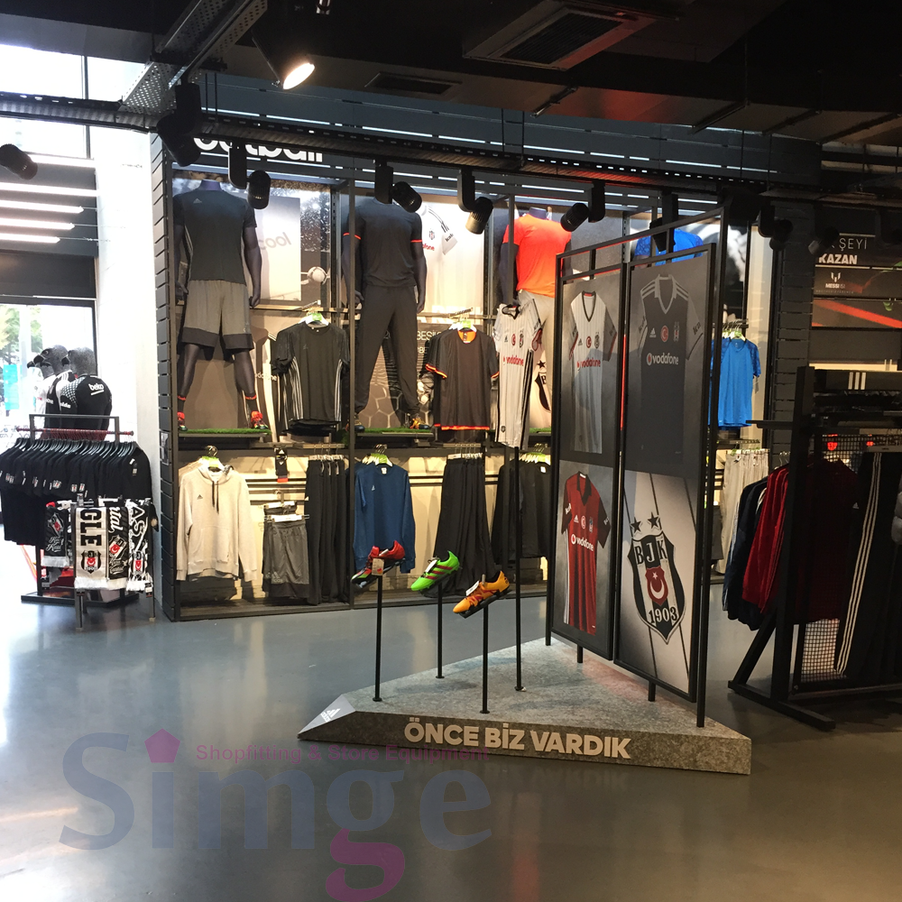 BJK Store Kartal Yuvası Mağaza Dekorasyonu
